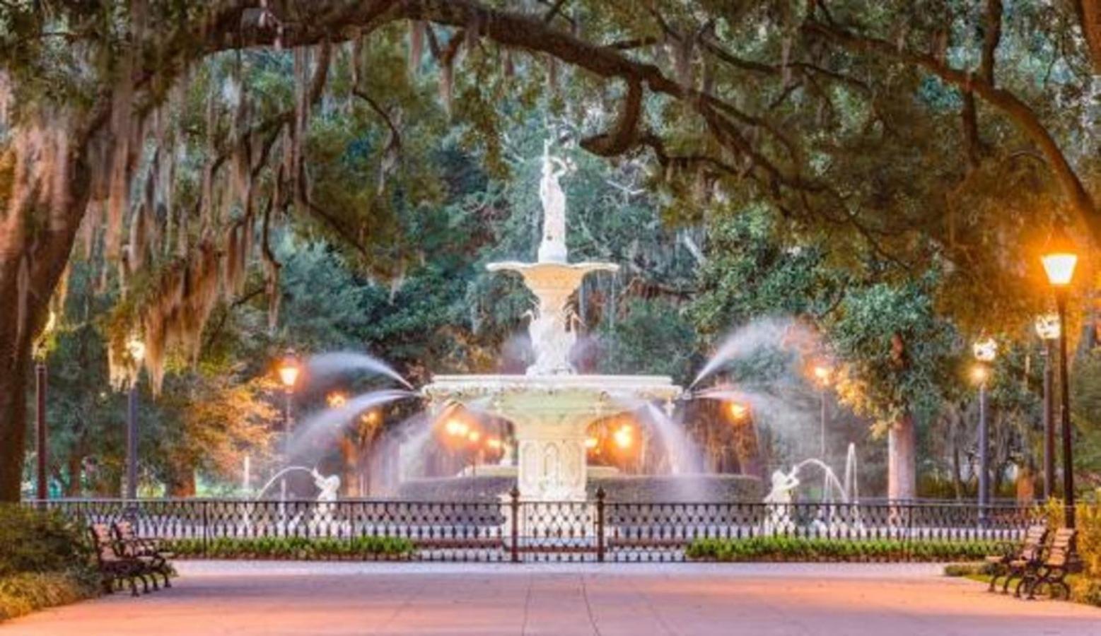 5Min To River Street, Dt - Spacious - Free Parking Savannah Buitenkant foto
